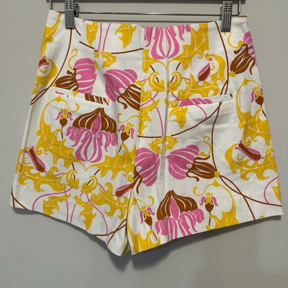NWT Zara Pleated High Waisted Floral Shorts Size M - Picture 5 of 9